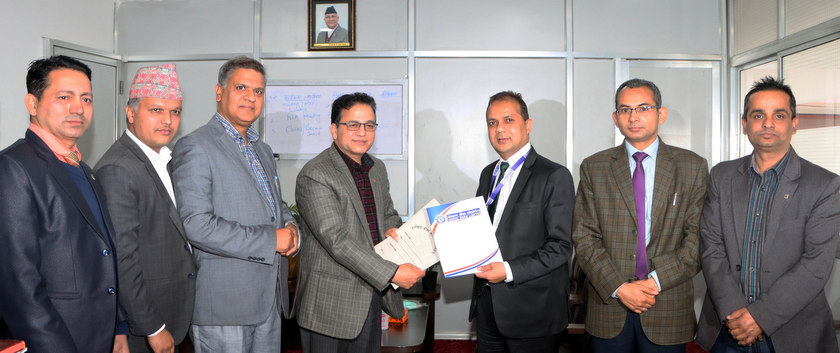 राष्ट्रिय बीमा कम्पनीमा नेपाल बैंकको एक्सटेनसन काउन्टर संचालनमा
