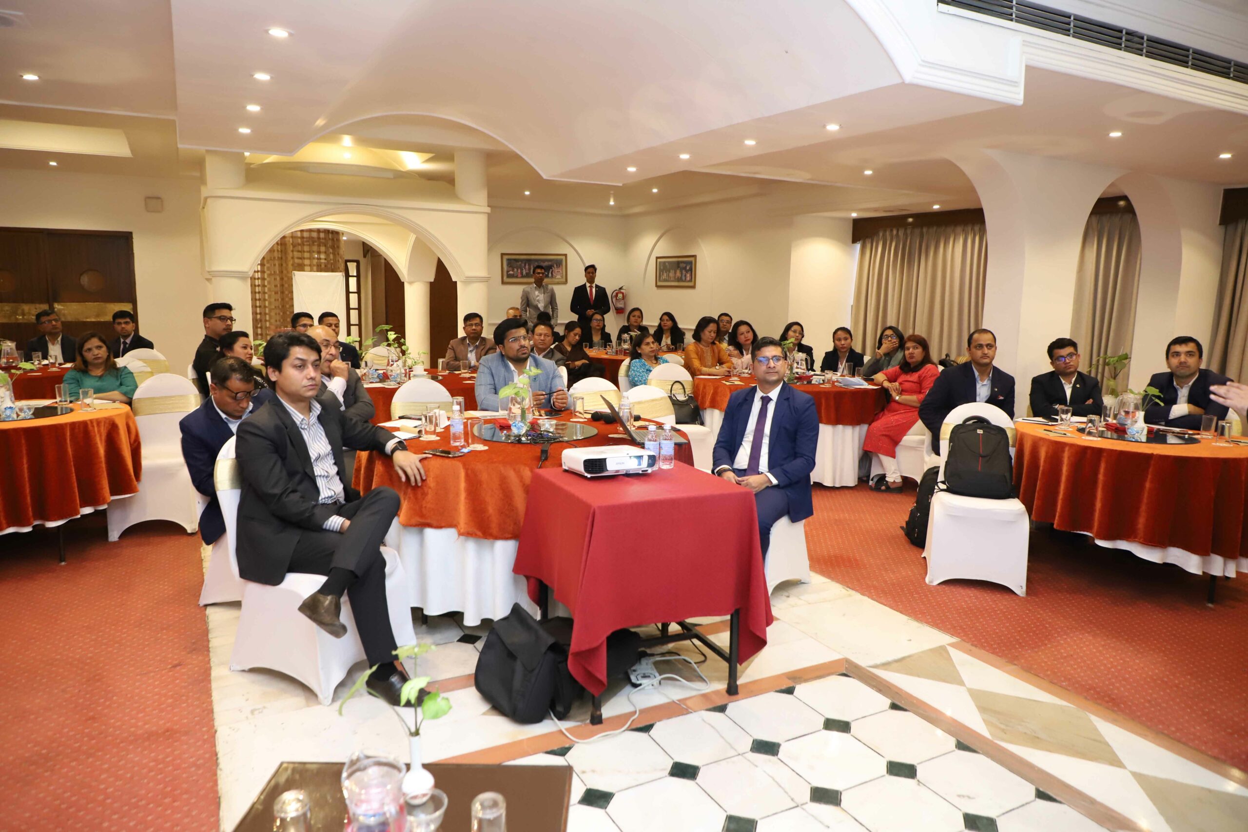 नेपाल बीमक संघ तथा डेइनोन इन्स्योरेन्स ब्रोकर्सको आयोजनामा हवाई बीमा प्रशिक्षण सम्पन्न