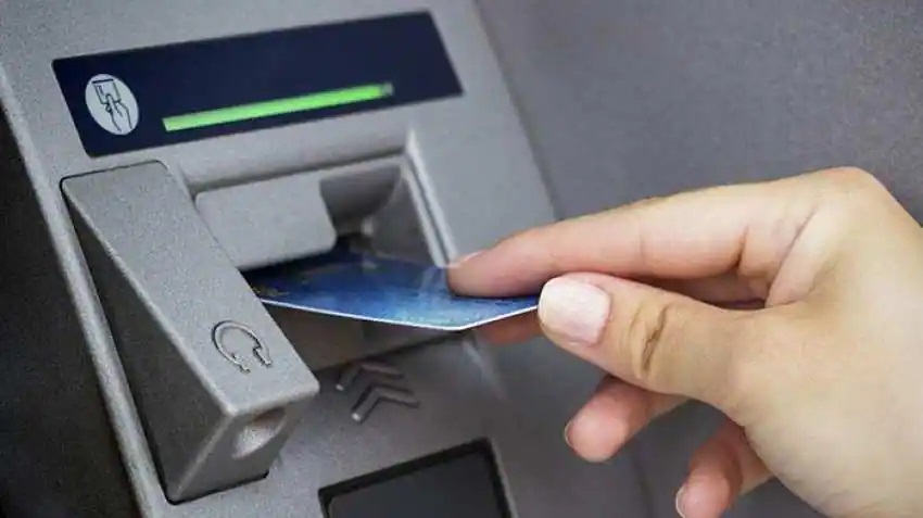 प्रिपेड/डेबिट/क्रेडिट कार्डबाट कतिसम्म नगद निकाल्न पाइन्छ ? यस्तो छ सीमा