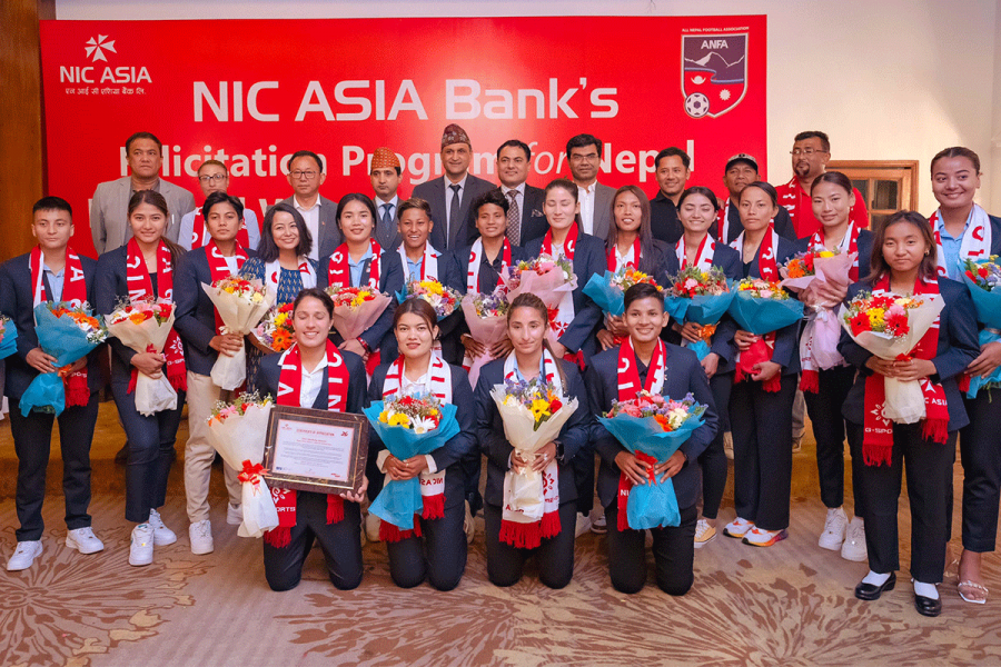 एनआईसी एशिया बैंकद्वारा राष्ट्रिय महिला फुटबल टोलीलाई सम्मान